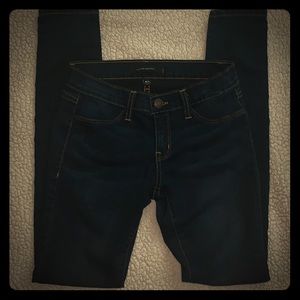 Flying Monkey dark washed lightweight skinnys🦋